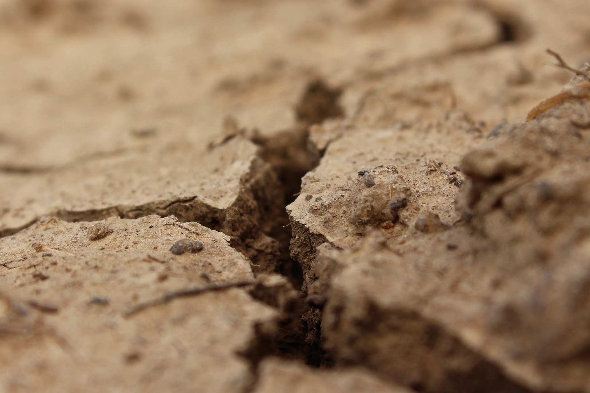 crack-g0343343f8_1920